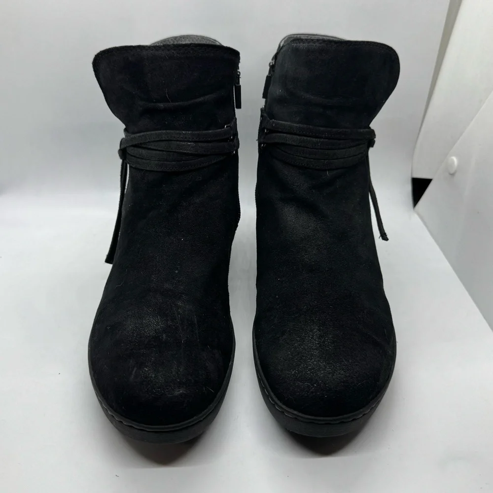 Dansko Black Suede Ankle Boots Evelyn Wedge Heel Side Zip Women's 38 Classic